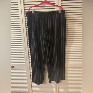 Caslon Black Pinstripe Casual Pants